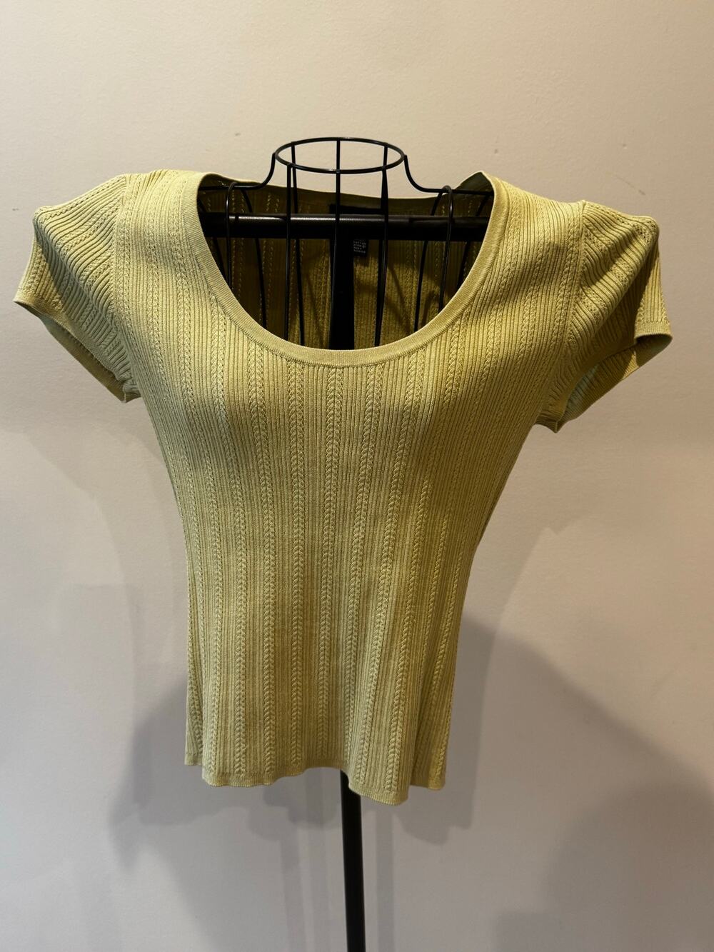 Ann Taylor Silk Blend Ribbed Knit Top Yellow Size Medium